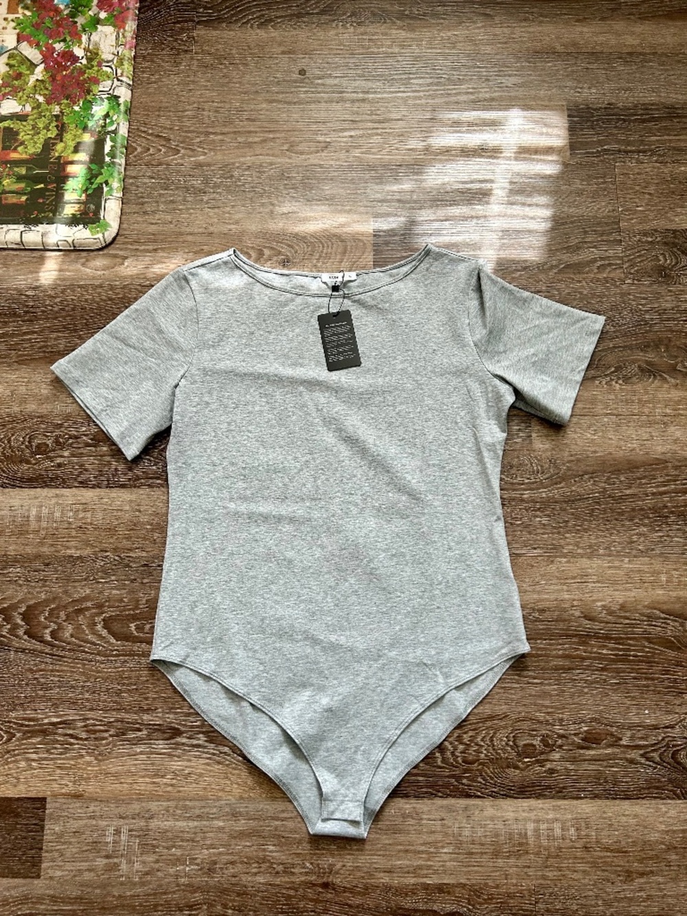 Mangdiup NEW Short Sleeve Crew Neck Grey Women’s Bodysuit Sz XL